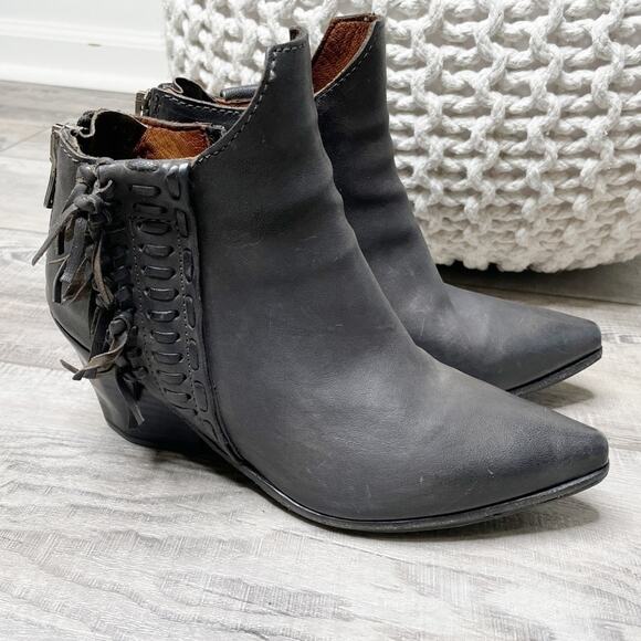A.S. 98 Boho Leather Fringe Pointed Toe Block Heel Ankle Booties Black Size 37 - Picture 2 of 10